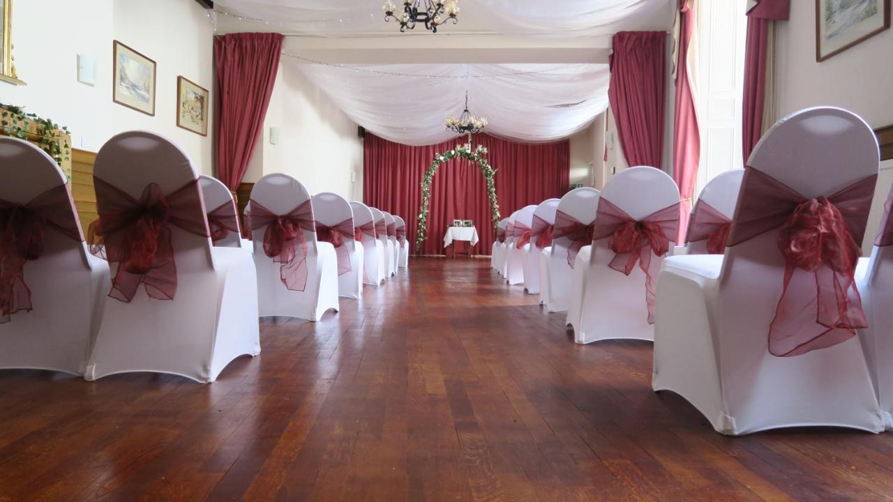 George And Abbotsford Hotel Мелроуз Екстериор снимка