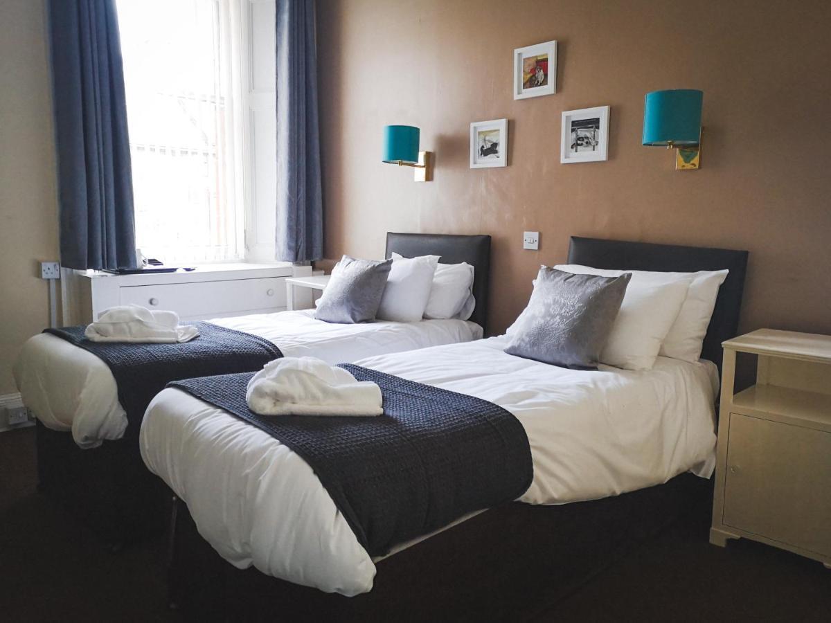 George And Abbotsford Hotel Мелроуз Екстериор снимка