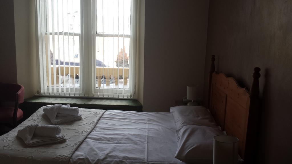 George And Abbotsford Hotel Мелроуз Екстериор снимка