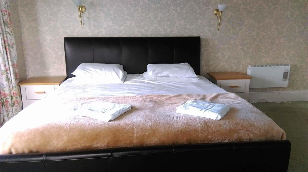 George And Abbotsford Hotel Мелроуз Екстериор снимка